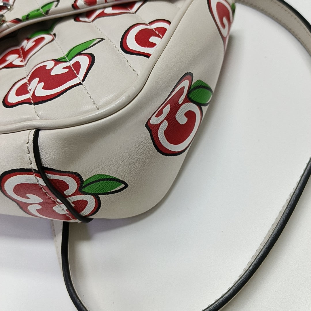 GG Marmont Medium Quilted Calfskin White