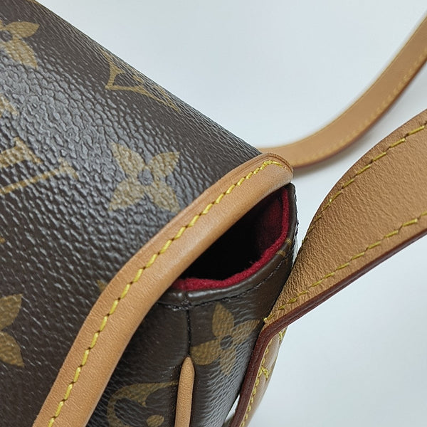 TAMBOURINE Monogram Coated Canvas Brown
