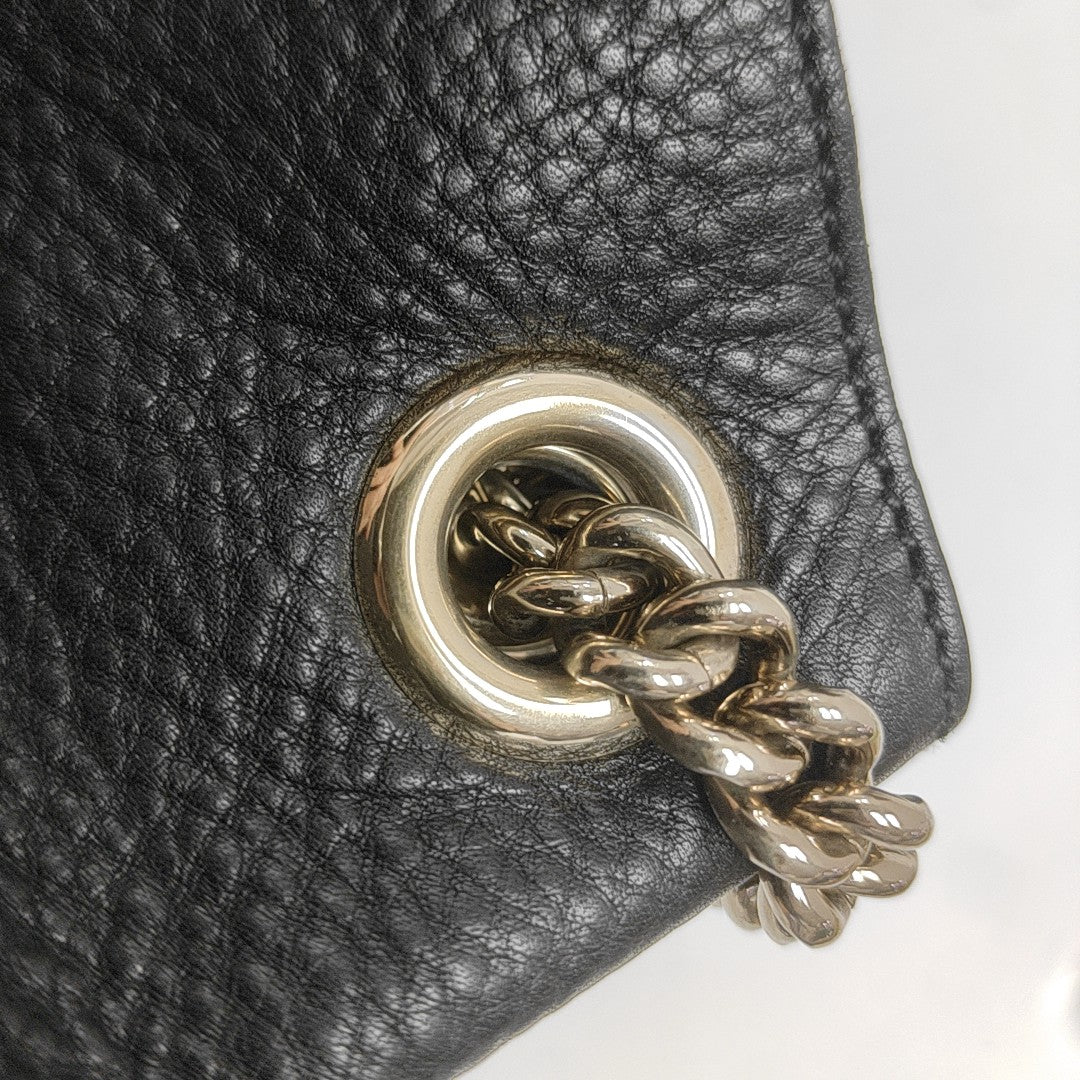 Authenticated pre-owned  Soho Calfskin Black - Shoulder Bag at Looply
