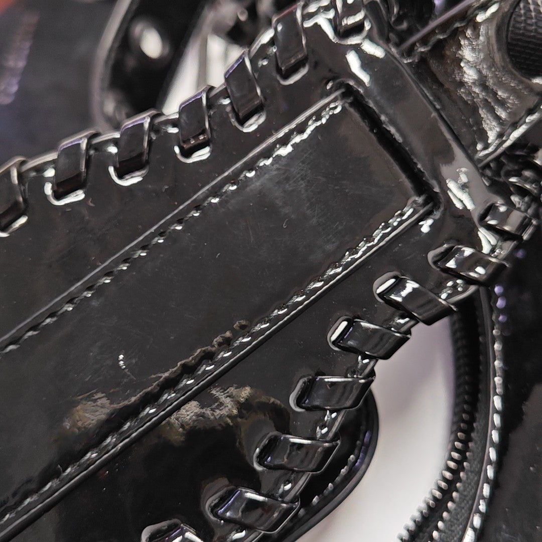 Le Cagole Small Patent Leather Black