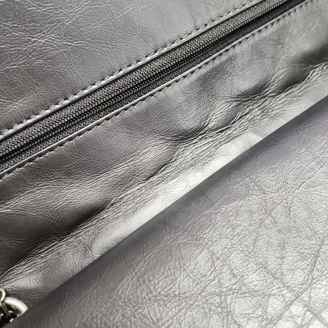 2.55 227 (jumbo) Quilted Vintage Calf Black