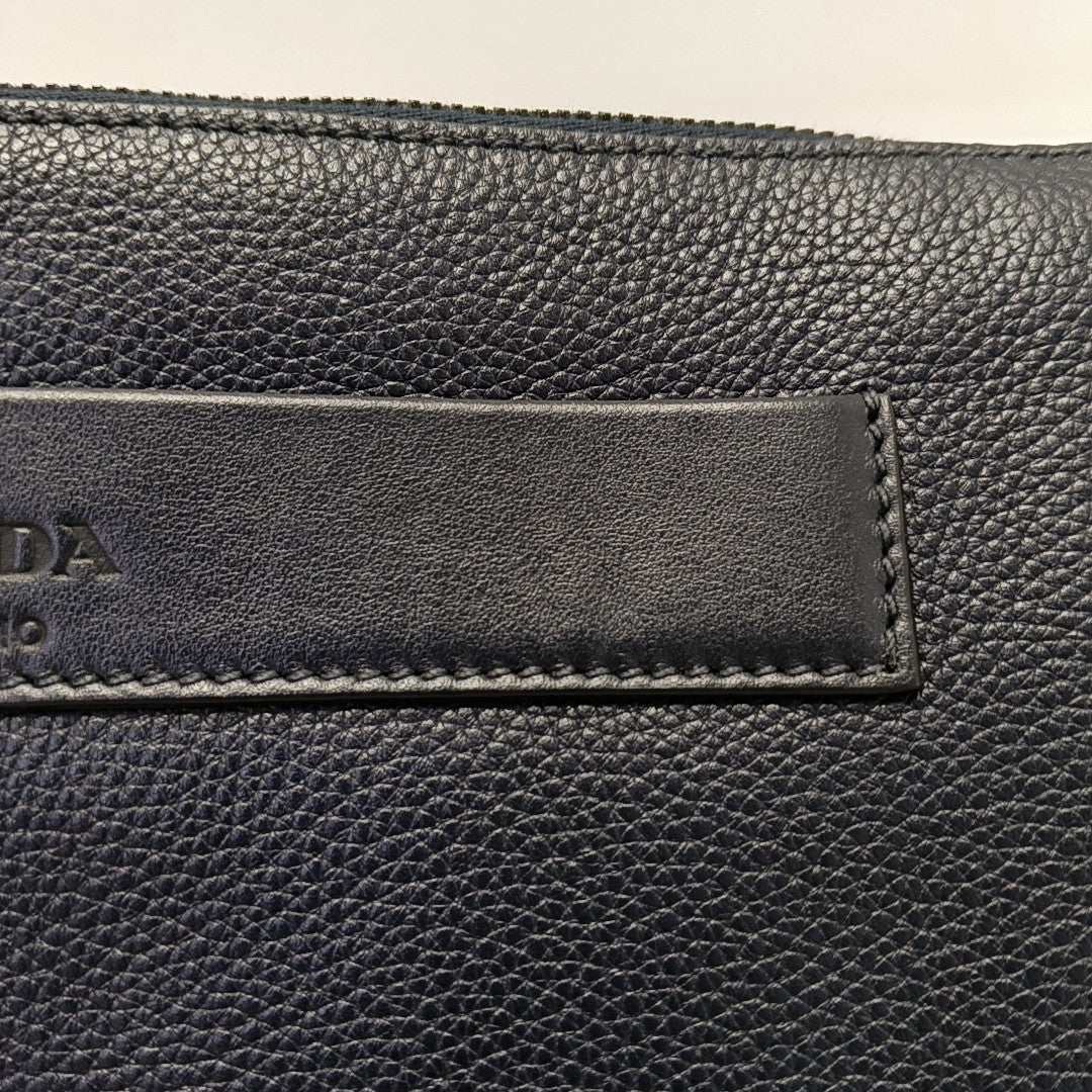 Pouch Quilted Calfskin Blue