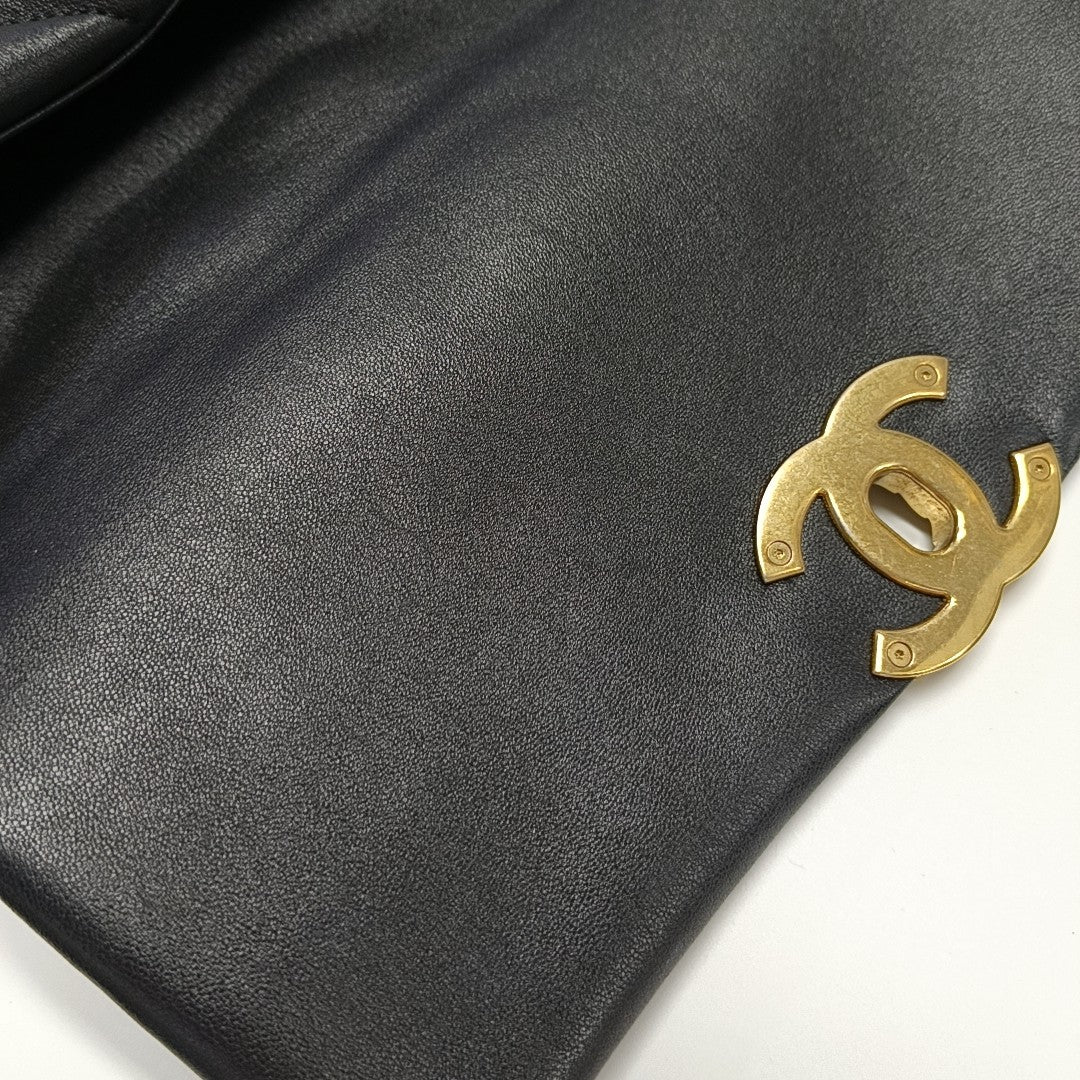 CHANEL 19 Small Quilted Lambskin Black