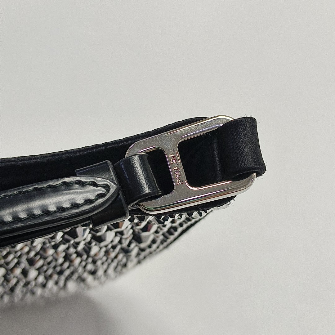 Cleo Fabric Black