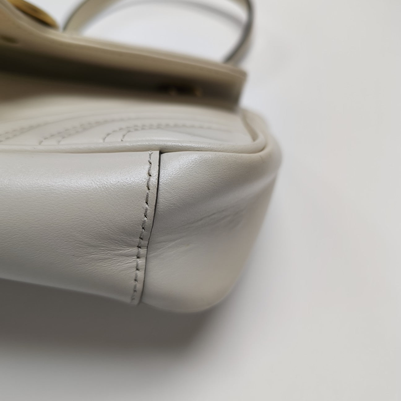 GG Marmont Small Quilted Calfskin White