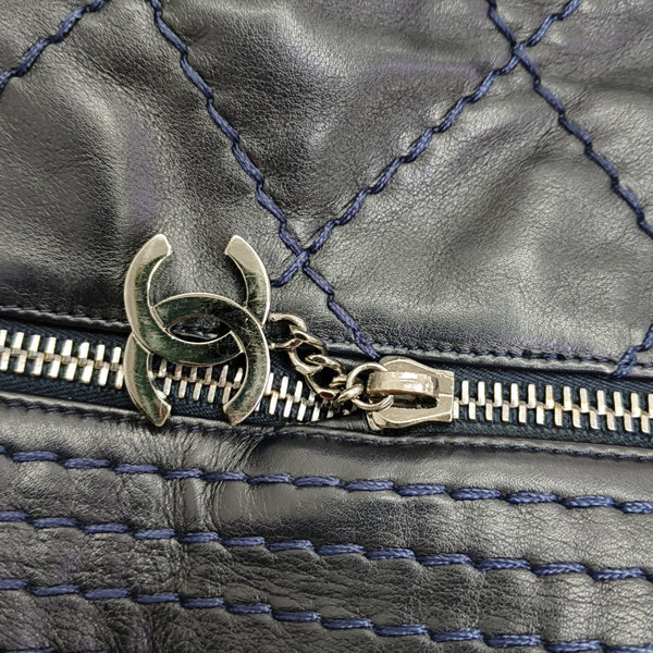 Quilted Lambskin Shoulder Bag Black