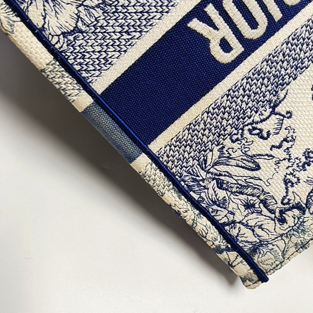 Book Tote Medium Canvas Blue