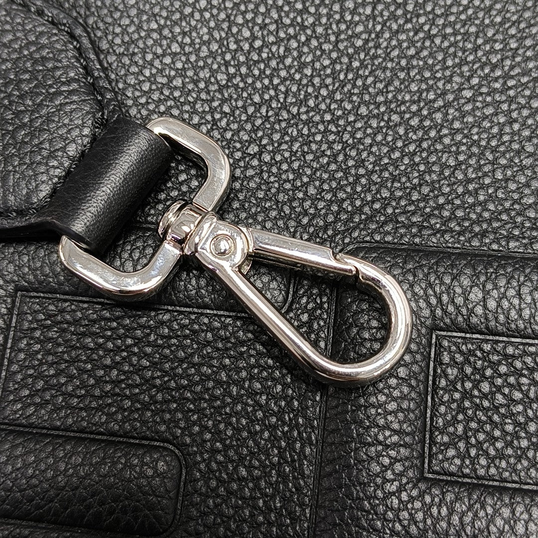 Sunshine Medium Calfskin Black