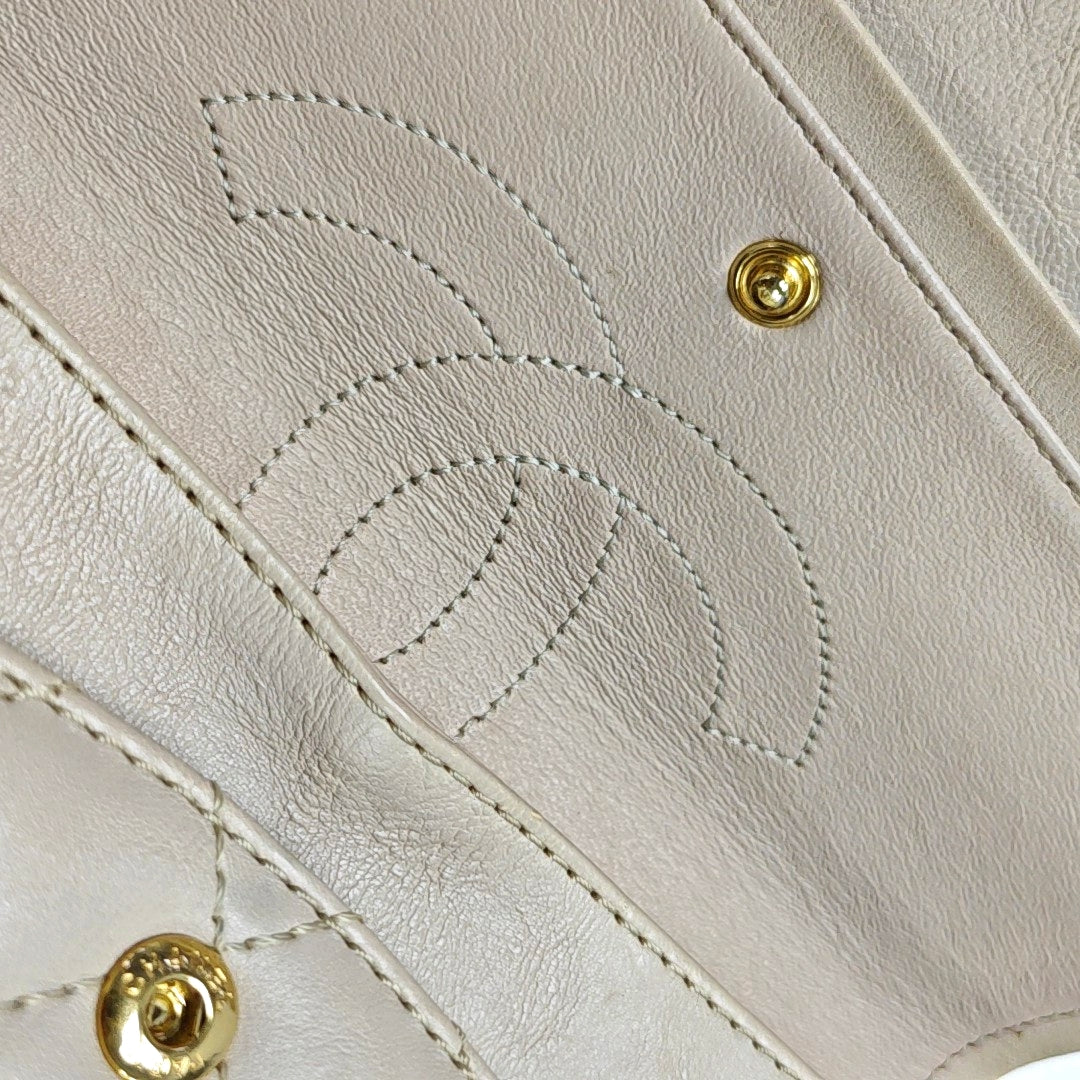 2.55 225 (small) Quilted Calfskin Beige