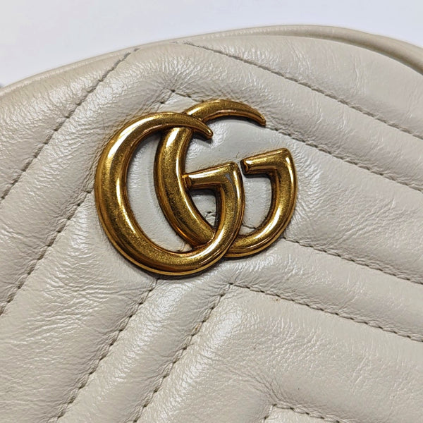 Authenticated pre-owned  GG Marmont Mini Quilted Calfskin White - Shoulder Bag at Looply