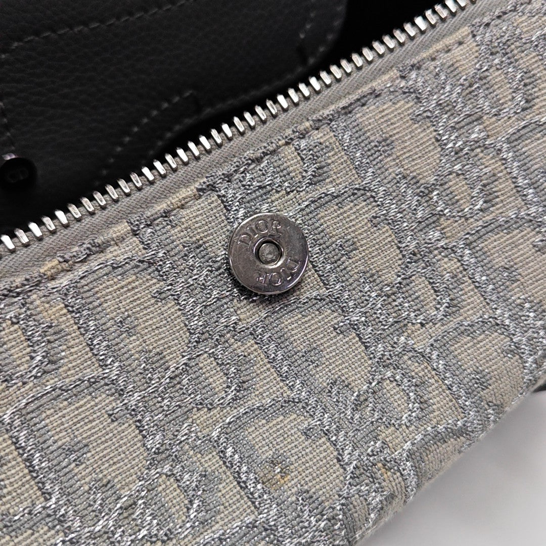 Oblique Canvas Shoulder Bag Gray