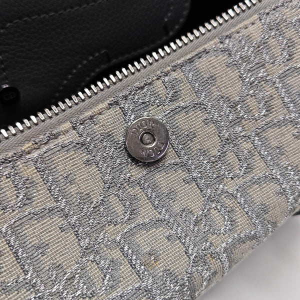 Oblique Canvas Shoulder Bag Gray