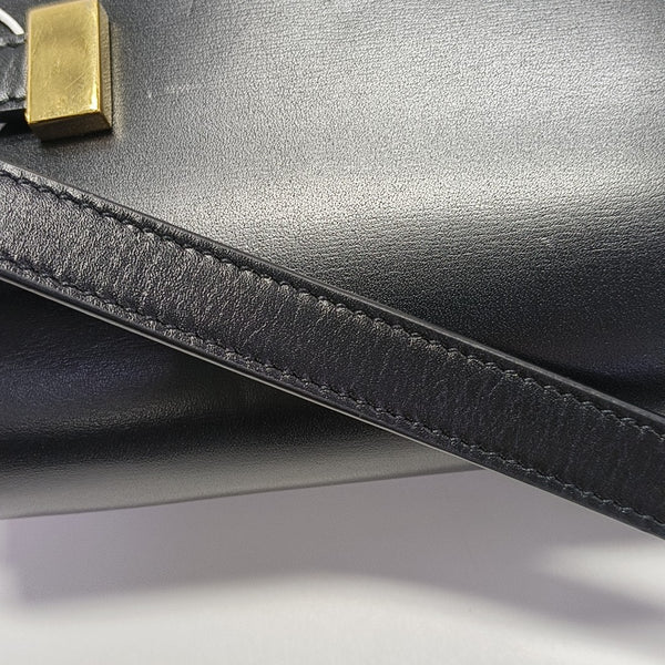 MANHATTAN Small Calfskin Black