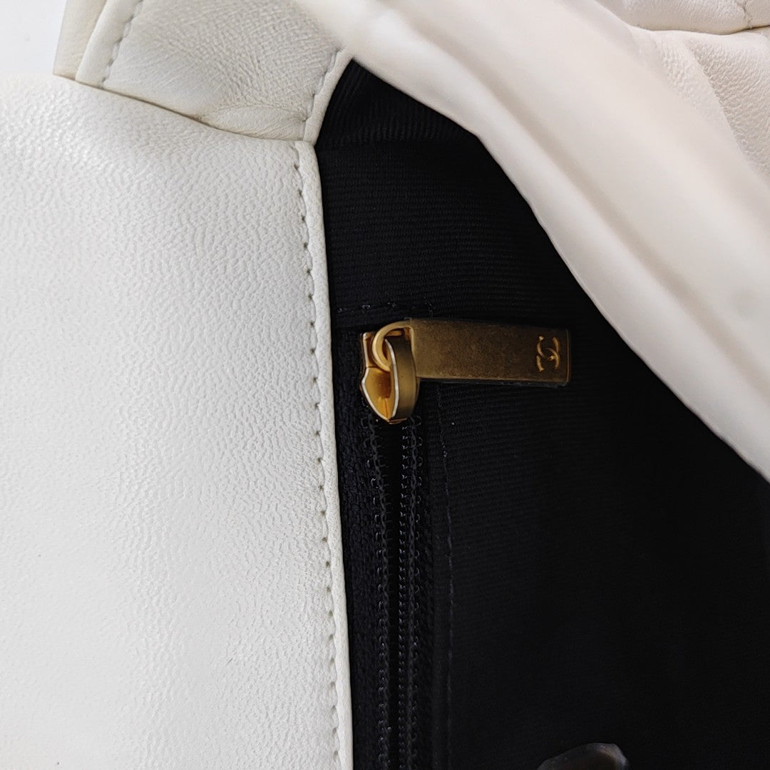 CHANEL 19 Small Quilted Lambskin White