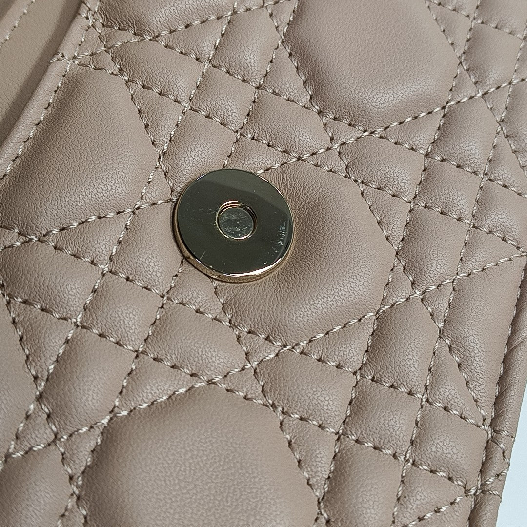 Lady Dior Mini Cannage Piel de Cordero Rosa