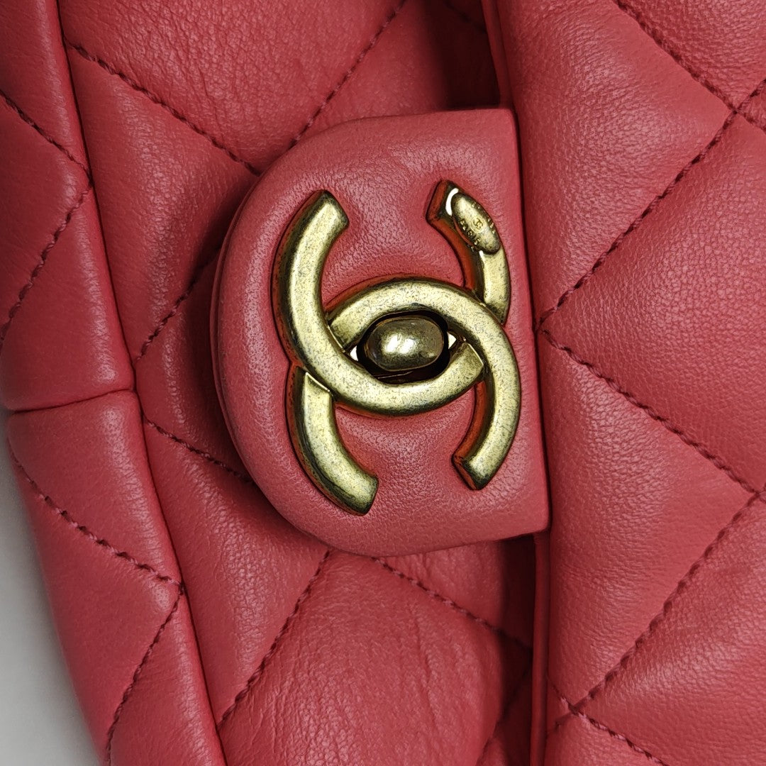 CLASSIC FLAP Mini Quilted Lambskin Pink