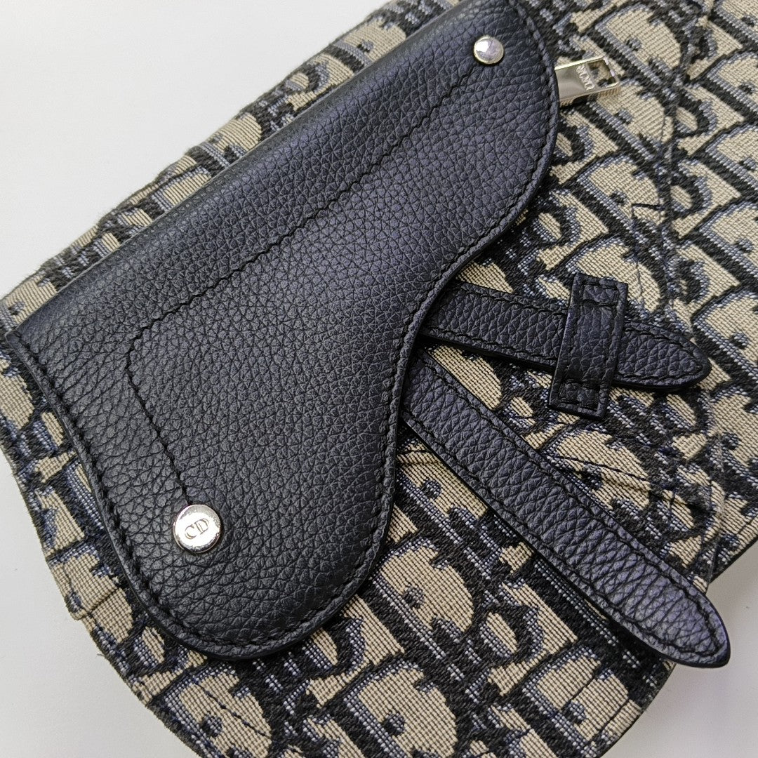 Saddle Monogram Canvas Azul