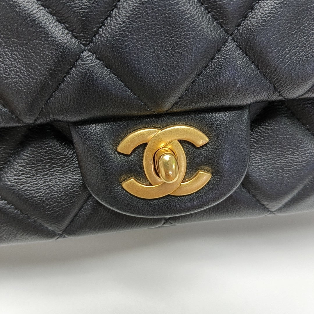 Quilted Calfskin Shoulder Bag Black