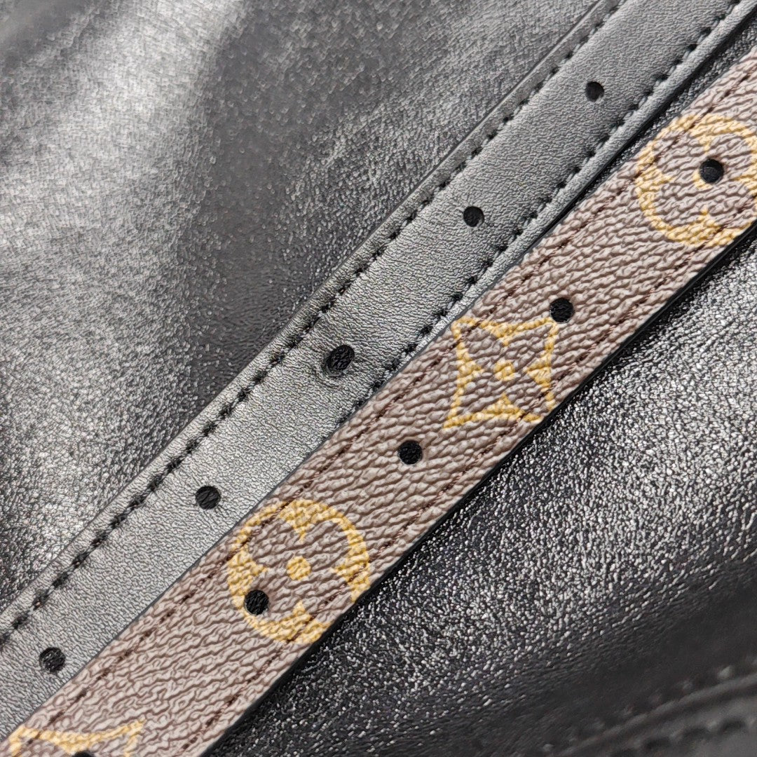 CARRYALL MM Monogram Lambskin Black