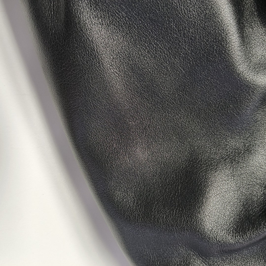 The Pouch Mini Calfskin Black