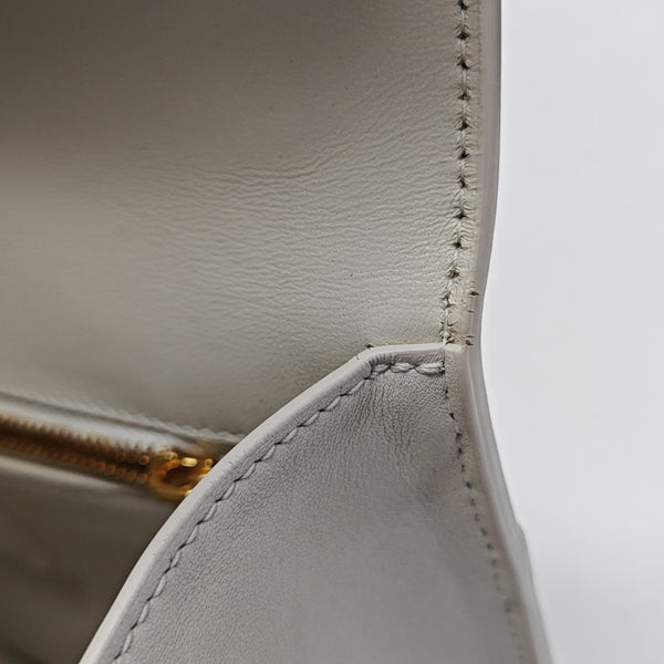 30 Montaigne Calfskin White
