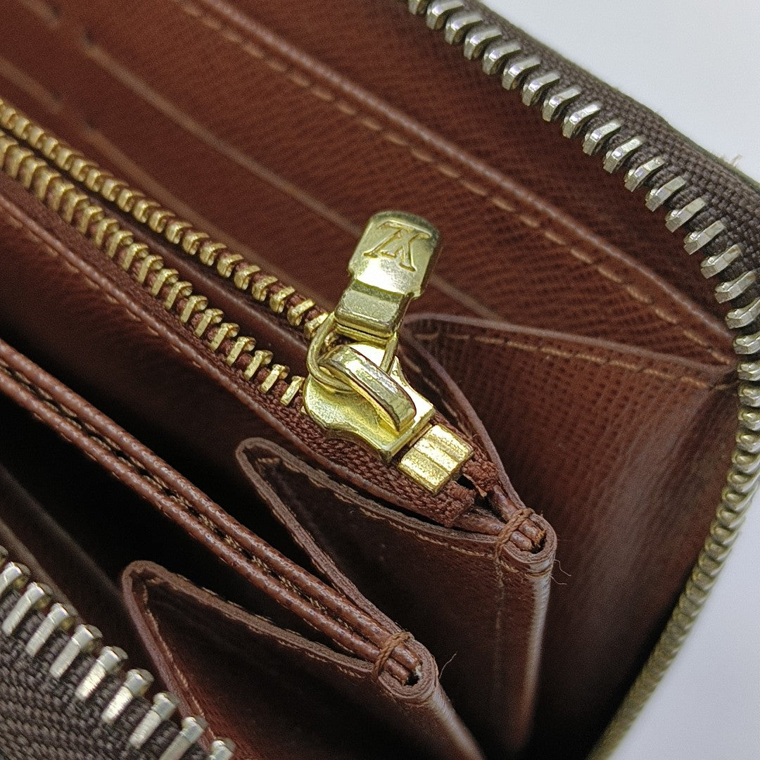 ZIPPY Monogram Coated Canvas Brown Wallet
