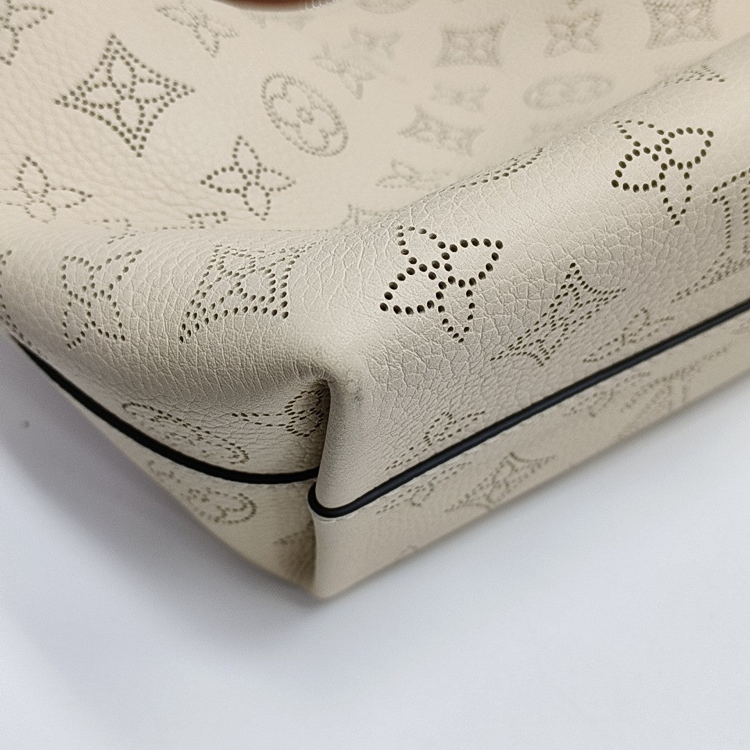 WHY KNOT Calfskin Beige