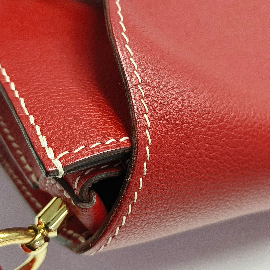 Authenticated pre-owned  Roulis Small Evercolor Red - Shoulder Bag at Looply