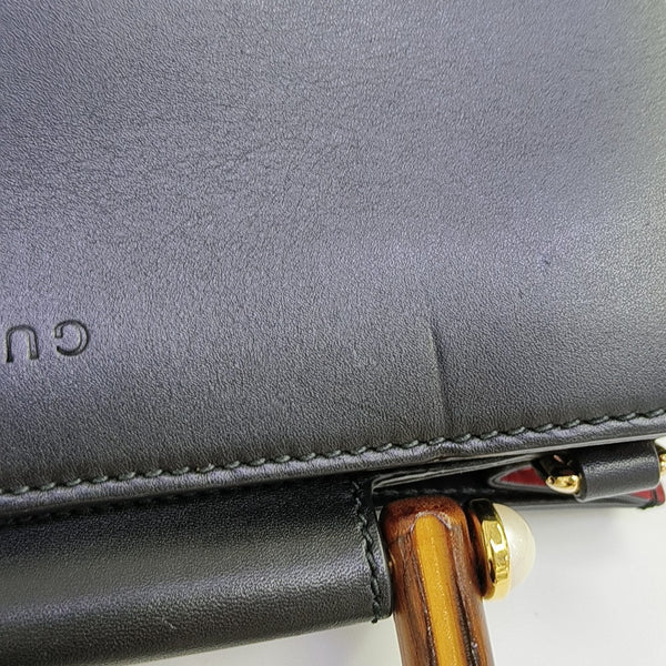 Nymphaea Calfskin Black
