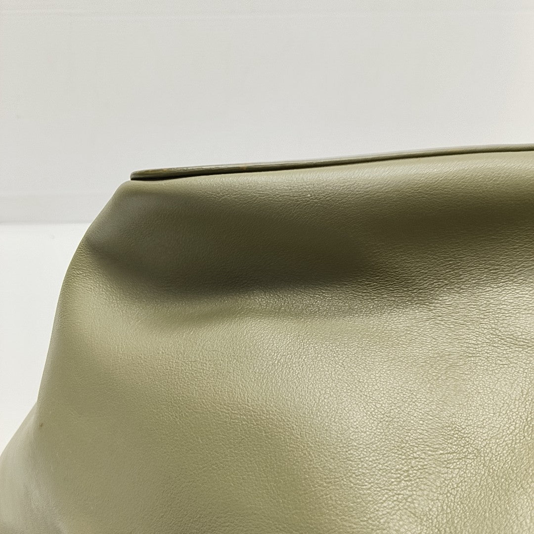Calfskin Bucket Bag Medium Green