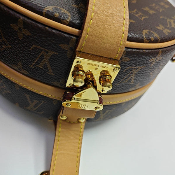 BOITE CHAPEAU PM Monogram Coated Canvas Brown