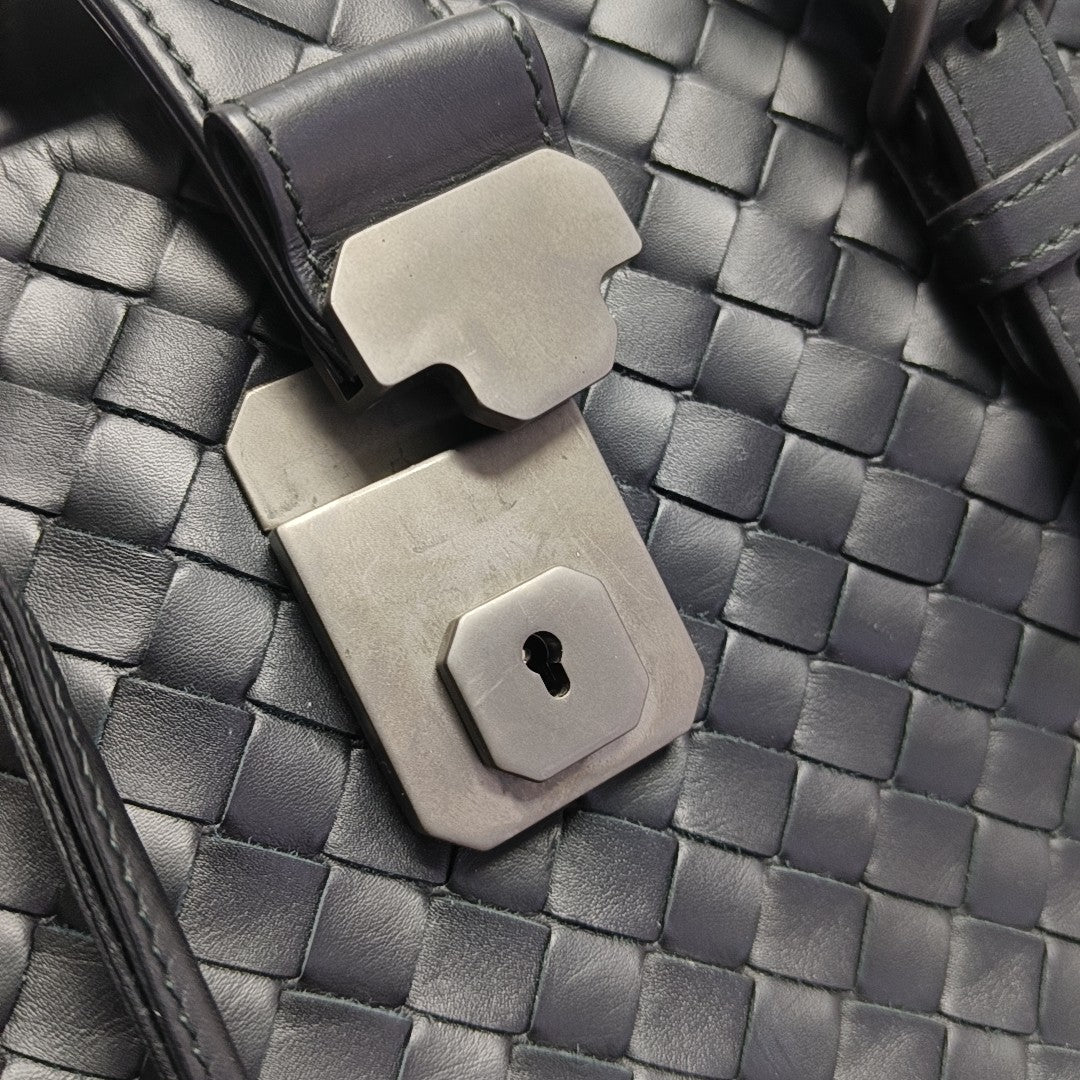 Roma Calfskin Black