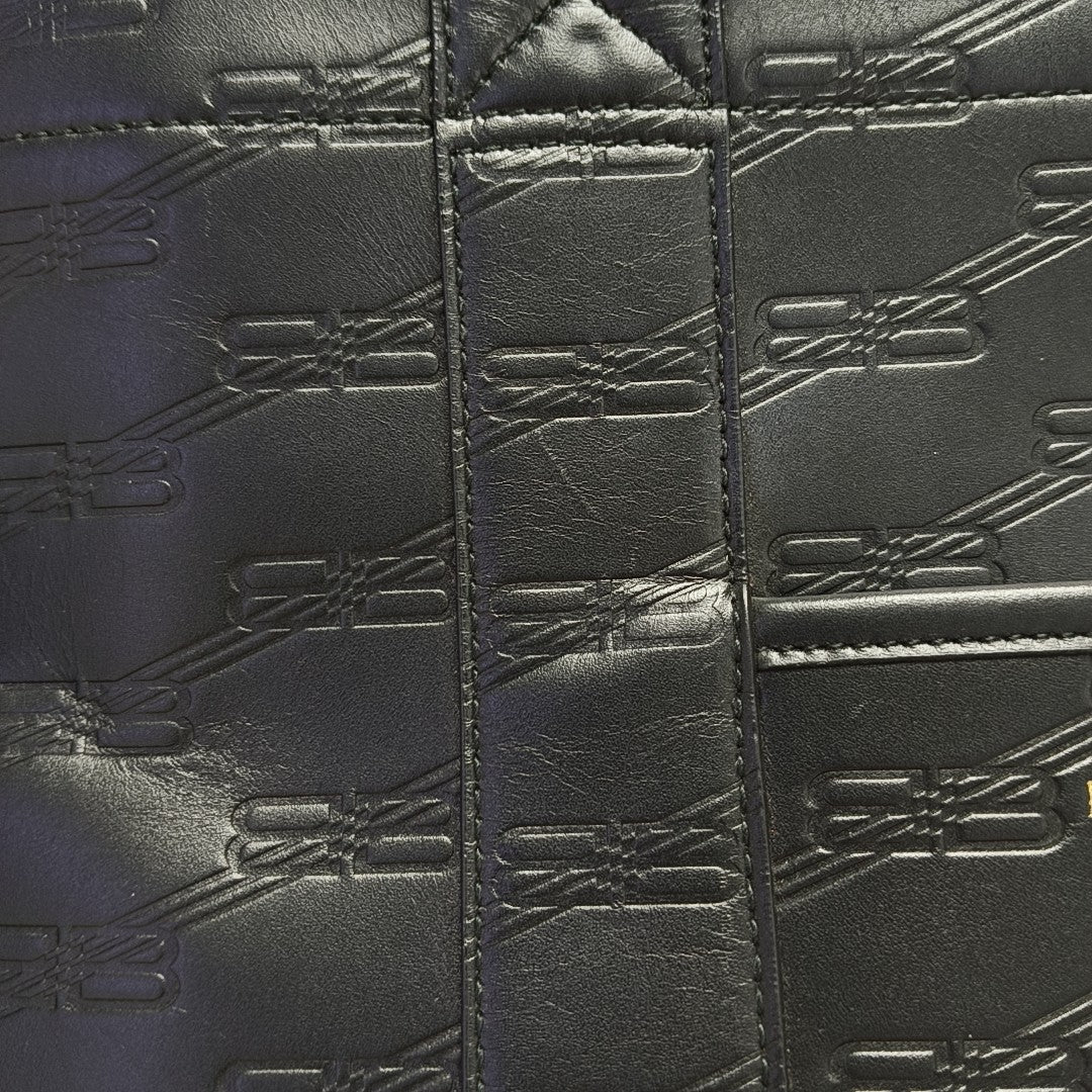 Calfskin Shoulder Bag Black