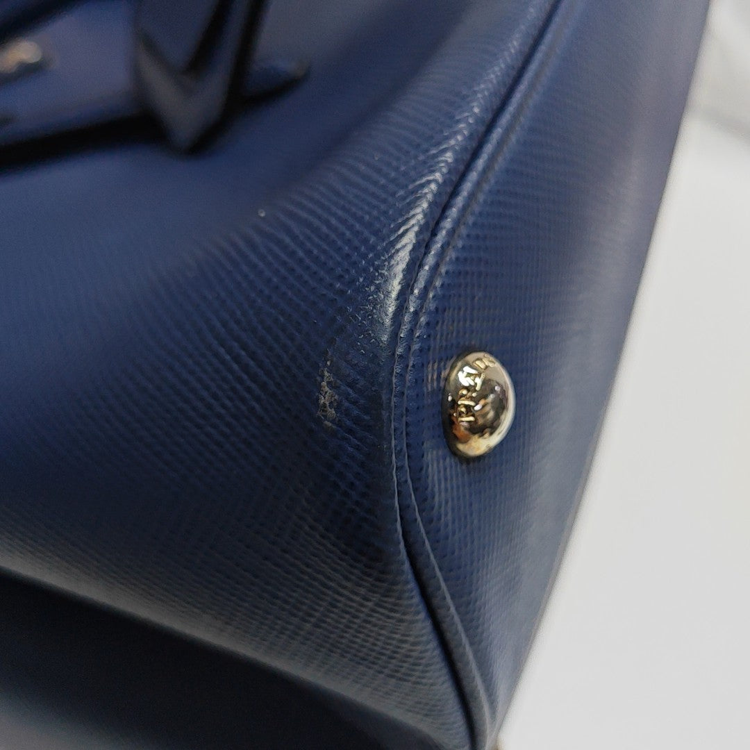 Authenticated pre-owned  Double Saffiano Calfskin Blue - Tote Bag at Looply