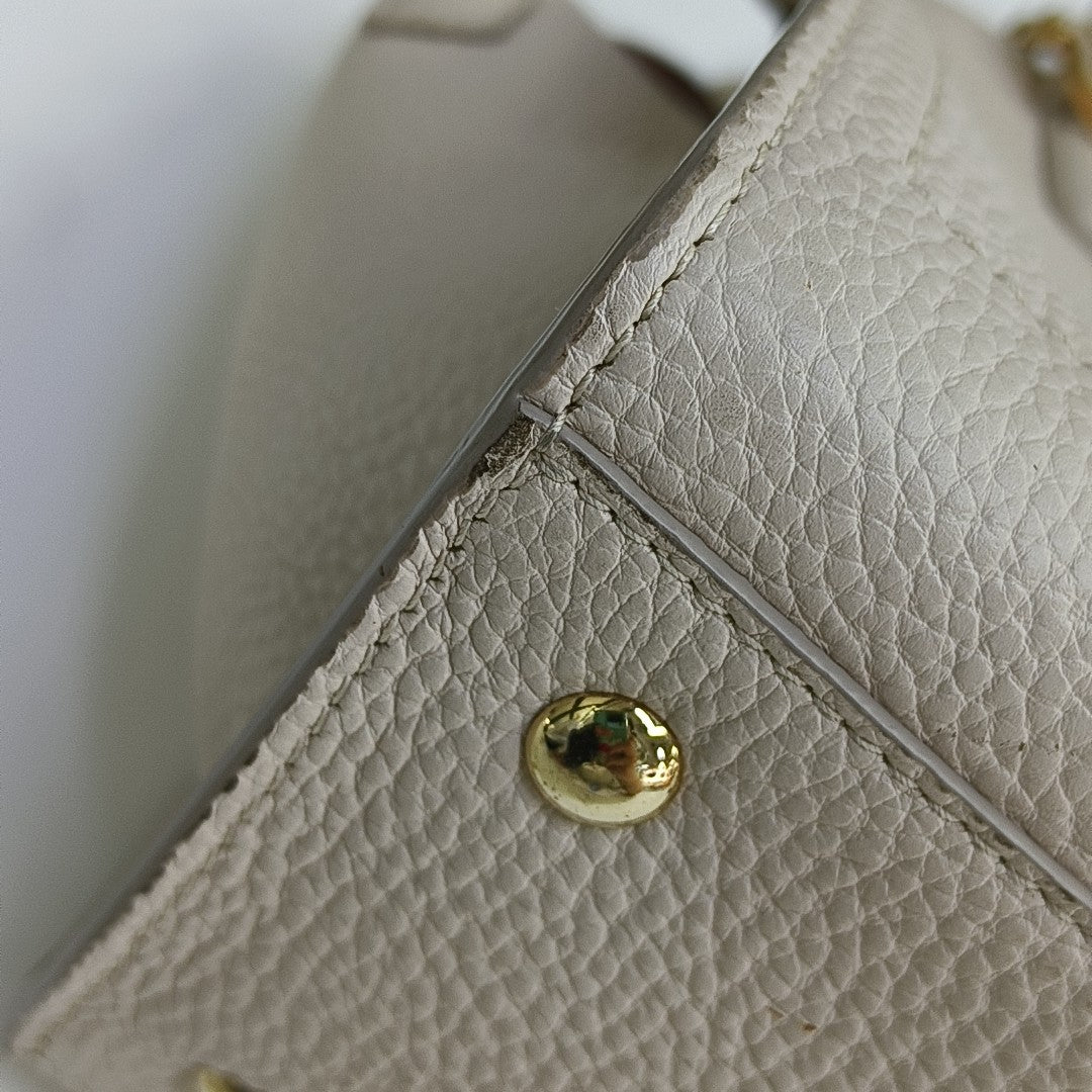 Amy Calfskin Beige