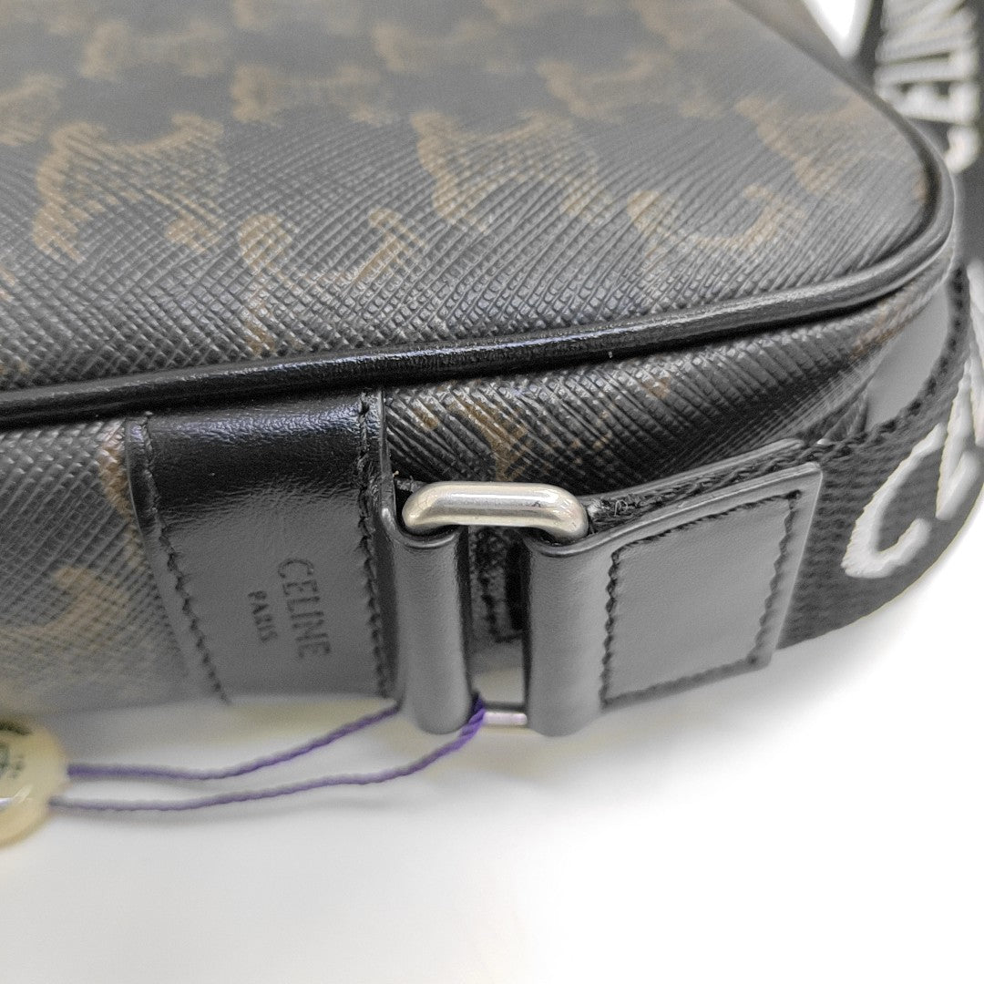 TRIOMPHE Medium Coated Canvas Black