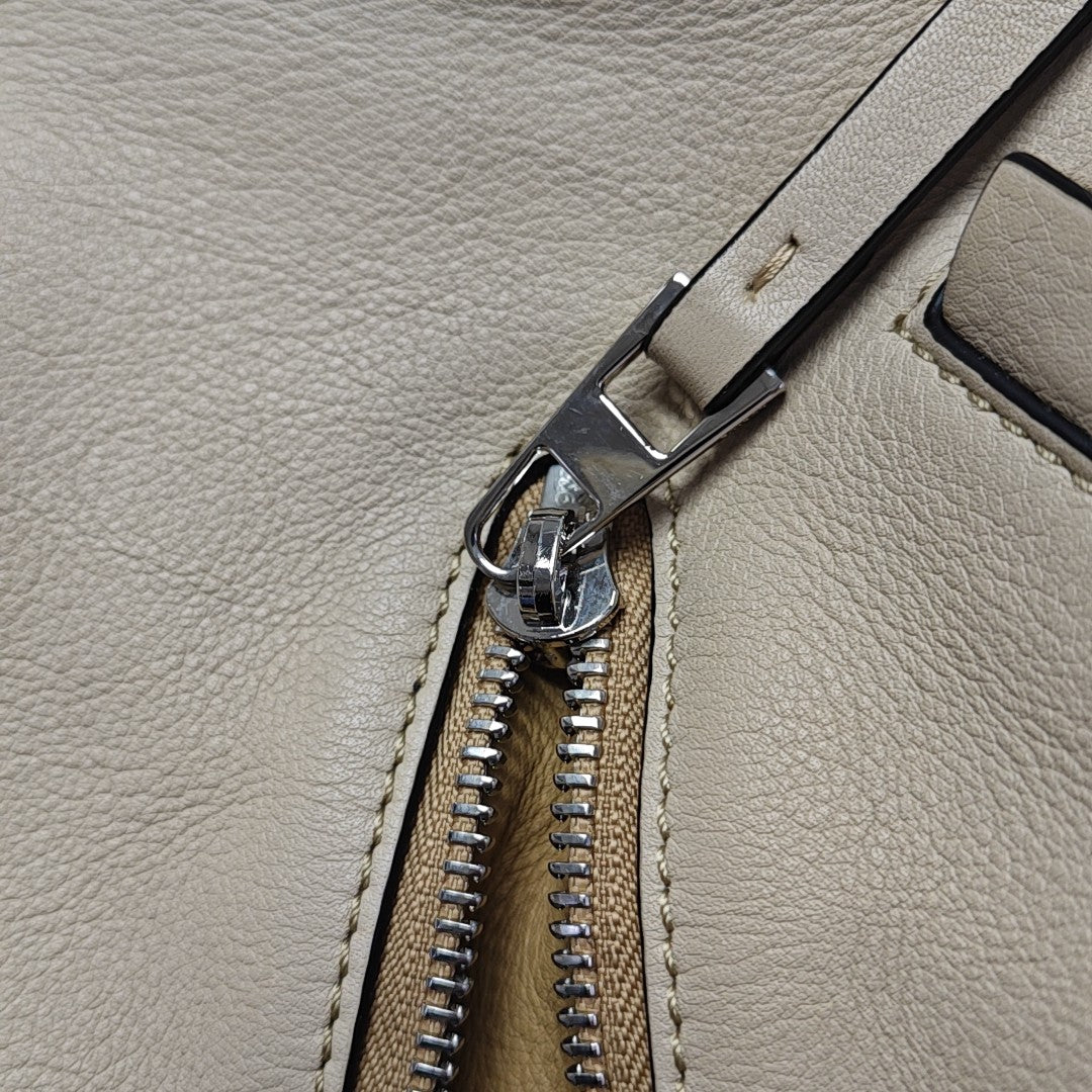 Hammock Small Calfskin Brown