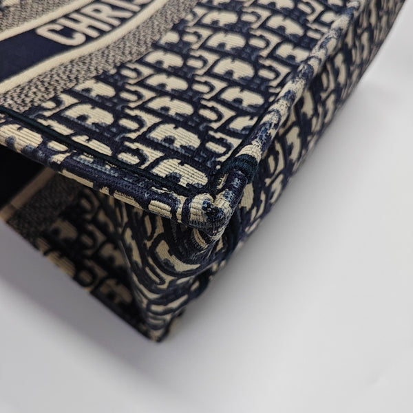 Book Tote Medium Oblique Canvas Blue