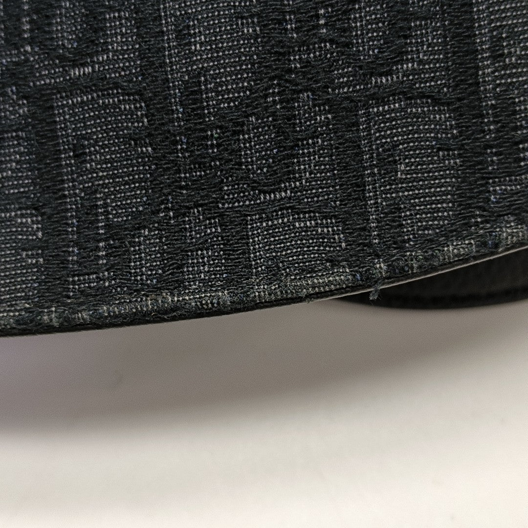 Saddle Small Oblique Canvas Black