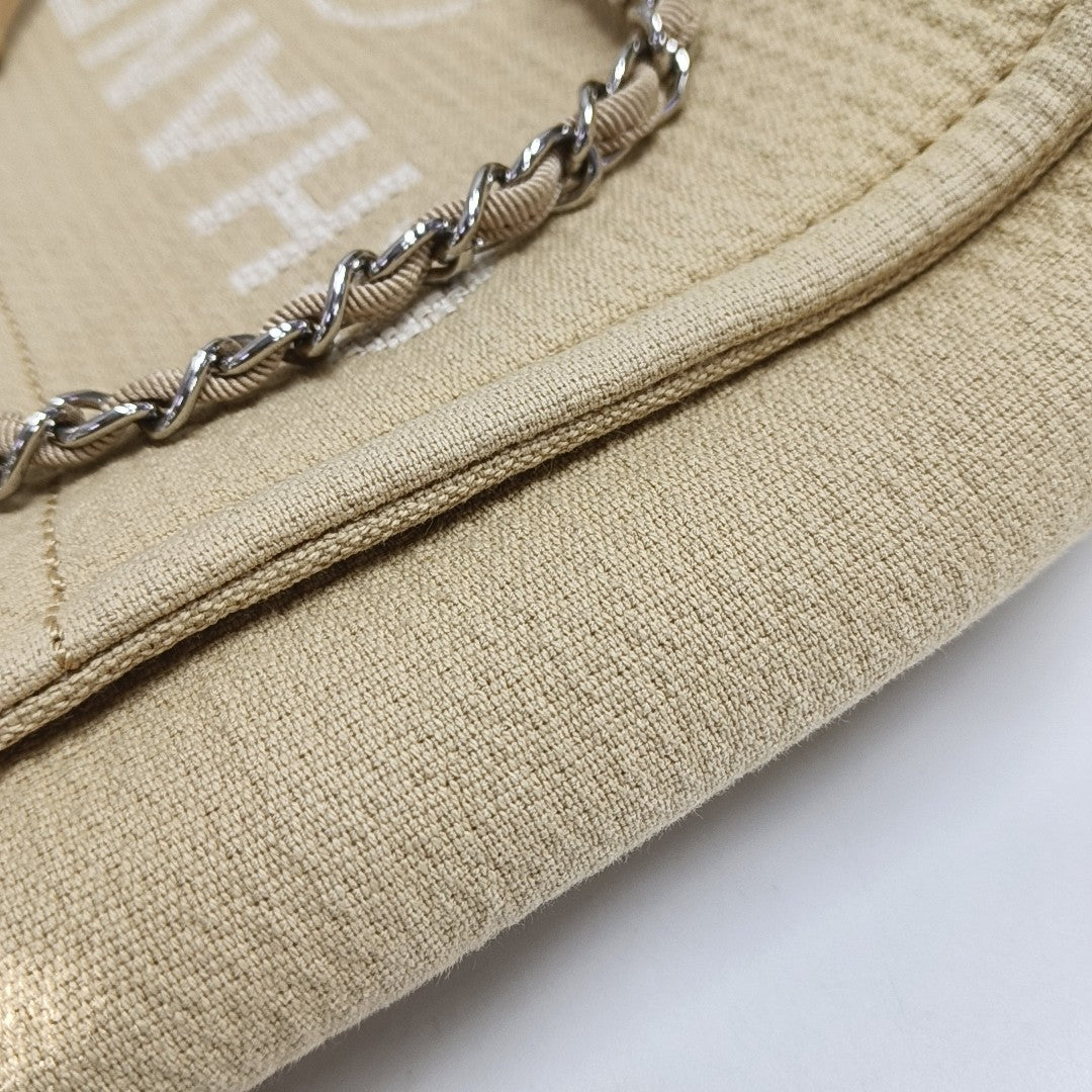 Authenticated pre-owned  DEAUVILLE Canvas Beige - Tote Bag at Looply