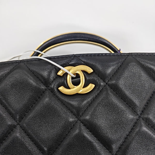 Quilted Lambskin Shoulder Bag Small Black