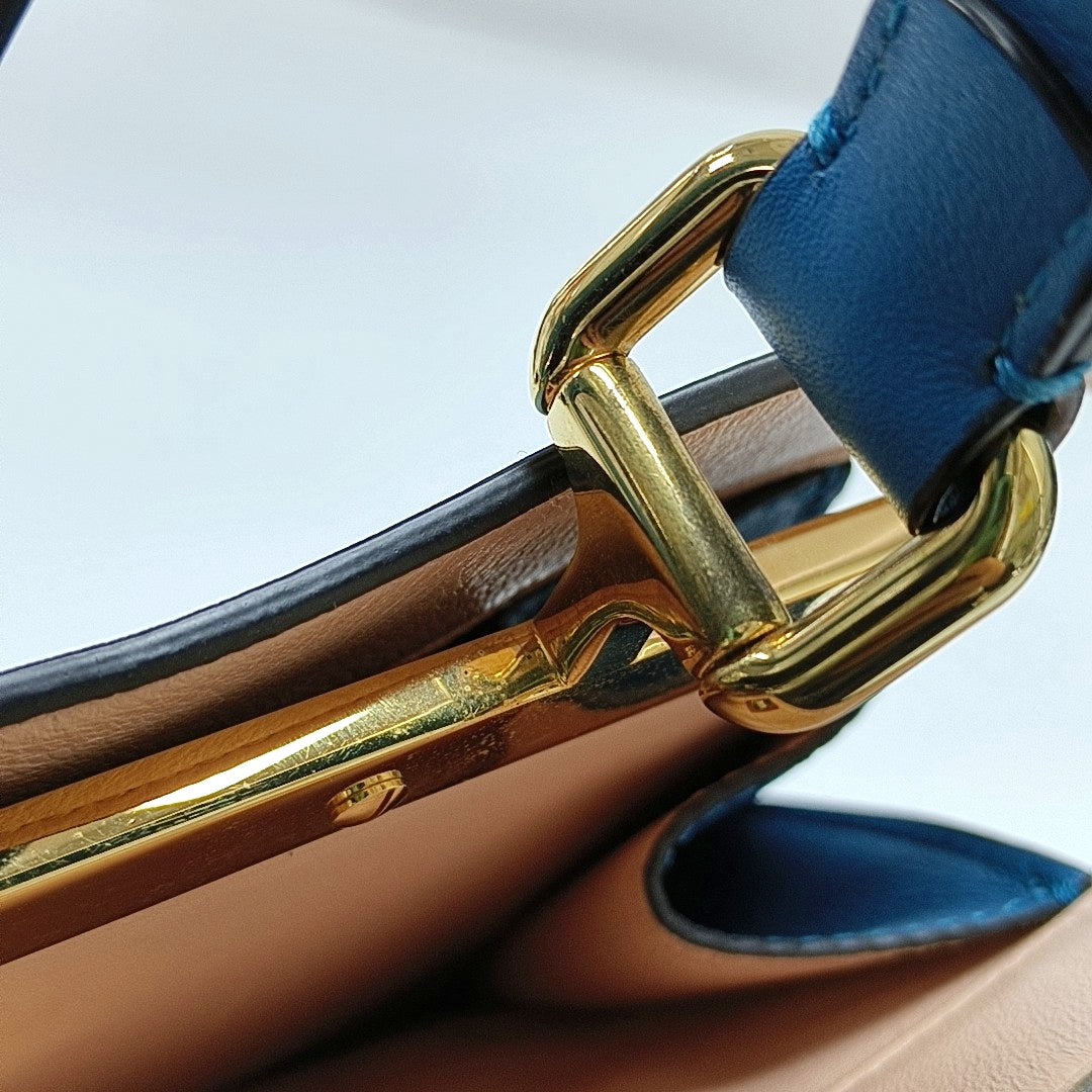 Authenticated pre-owned  Peekaboo Calfskin Blue - Shoulder Bag at Looply