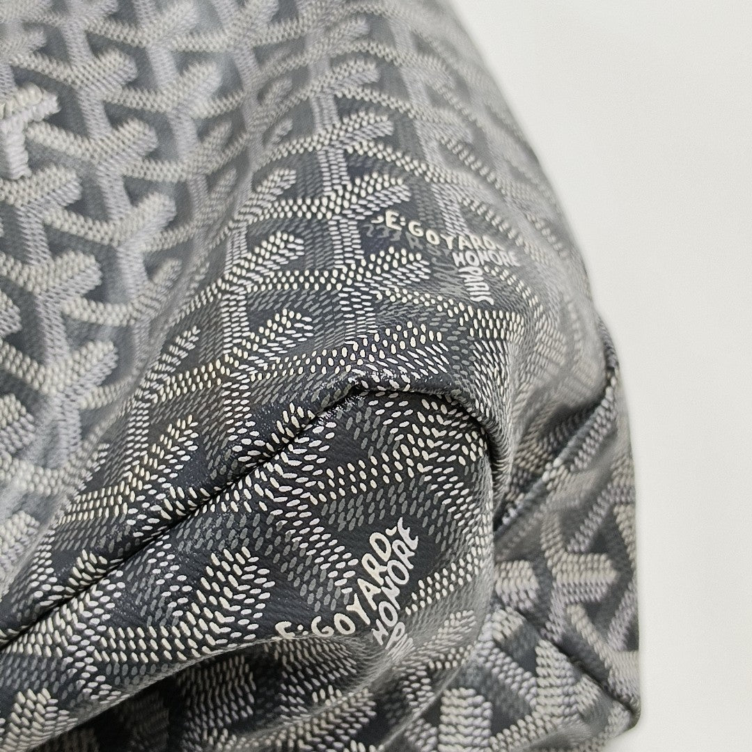 Hobo Coated Canvas Gray