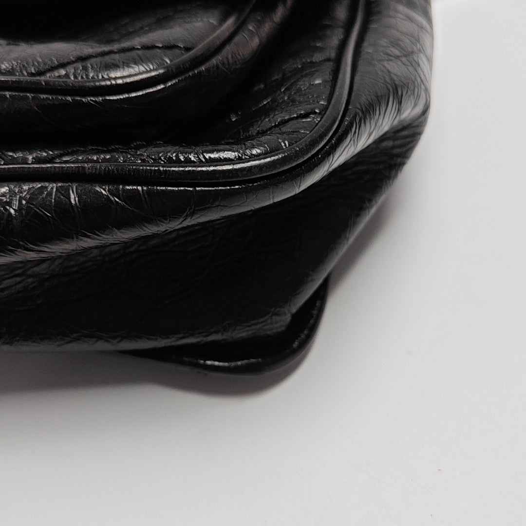 NIKI Medium Chevron Calfskin Black