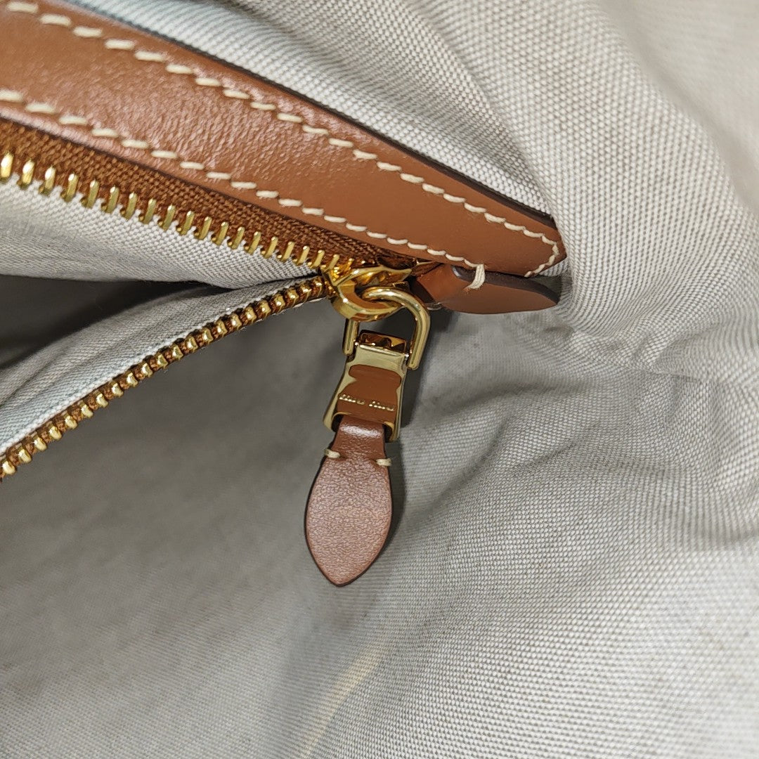 IVY Canvas Beige