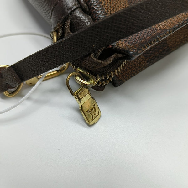 TROUSSE MAKE UP Damier Ebene Coated Canvas Brown