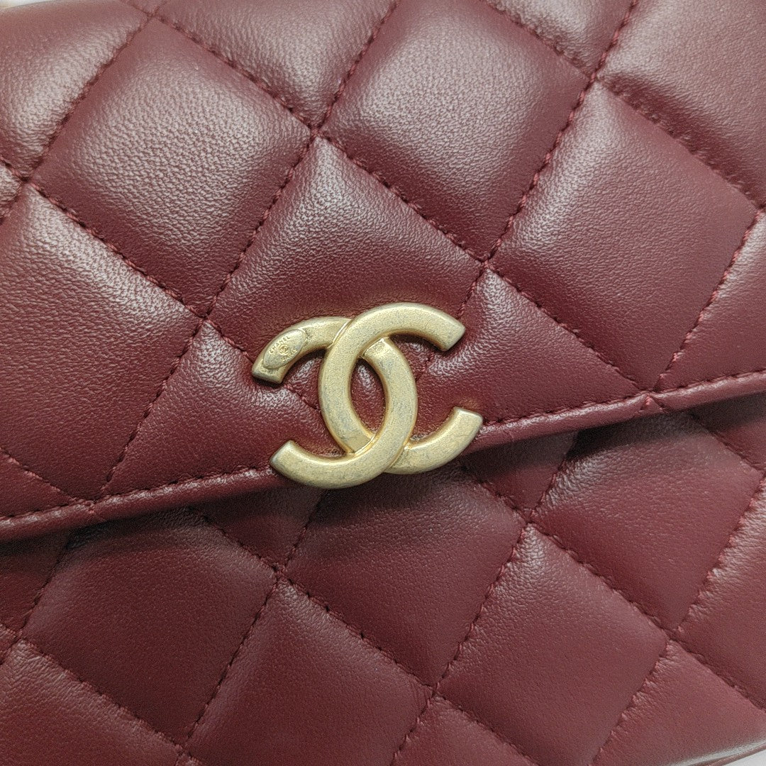 KELLY Medium Quilted Lambskin Red