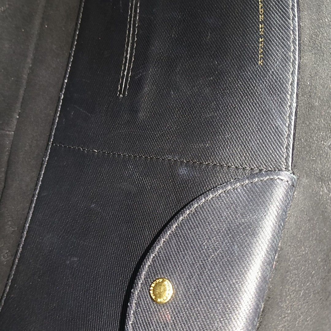 DK88 Medium Calfskin Black