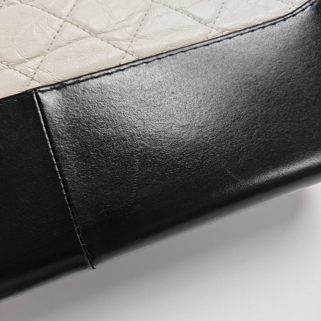 GABRIELLE Large Quilted Calfskin White