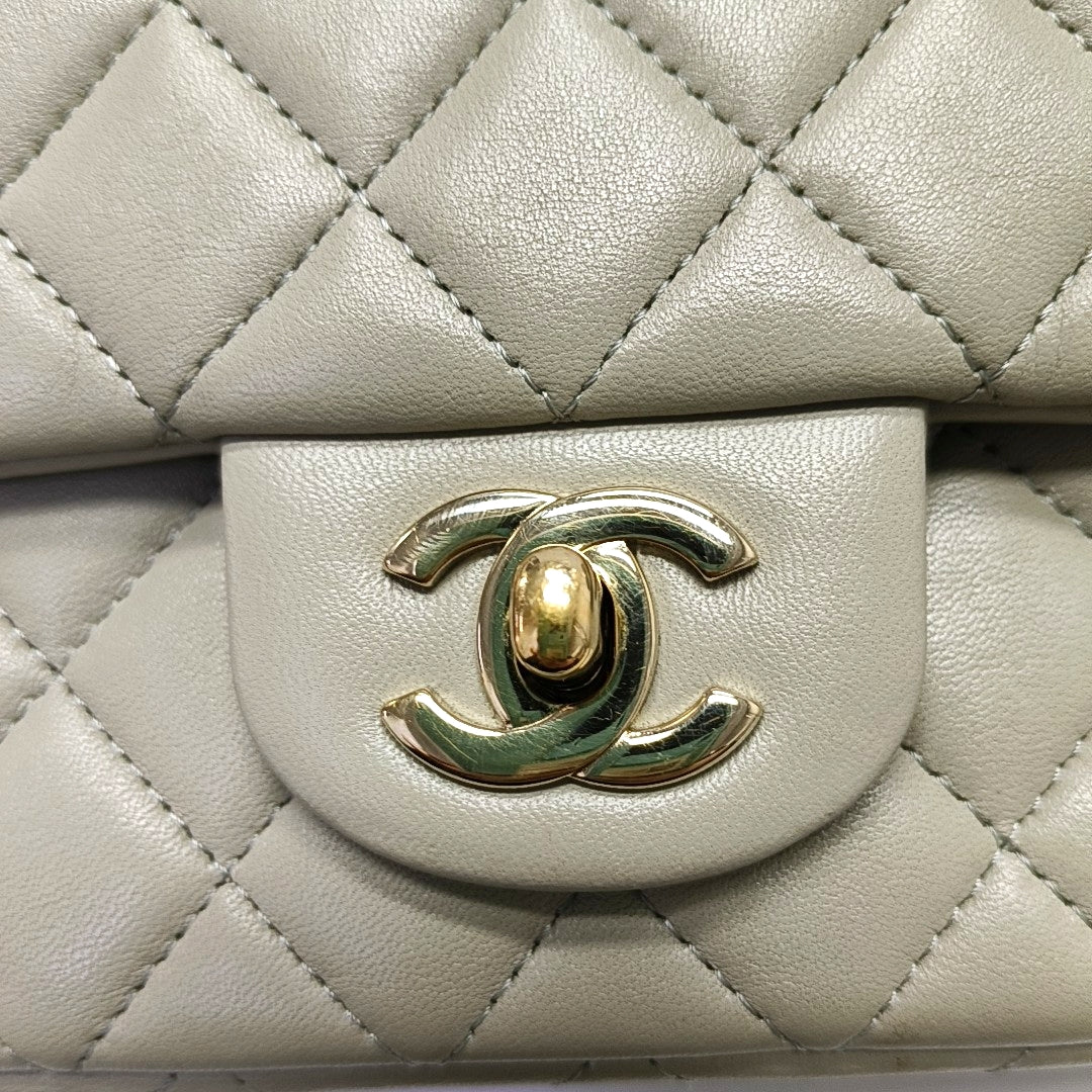 CLASSIC FLAP Mini Quilted Lambskin Gray